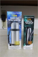 1 litre and .5 litre Stainless steel vacuum flask