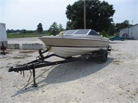 Bayliner Capris Boat & Trailer w/ Mercury Motor