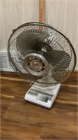 Windmere, 12 inch oscillating fan
