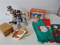 Christmas Decor Lot