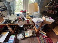 DESK WITH CONTENTS