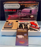 Original Nintendo Entertainment center Complete