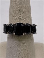 STERLING SILVER THAI BLACK SPINEL RING