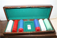 VINTAGE POKER CHIP CASE WITH NEW CHIPS