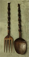 WOODEN SPOON AND FORK 41IN
