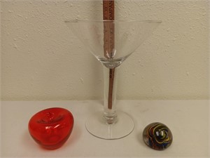 Art Glass Paperweight, Red Apple, Jumbo Martini