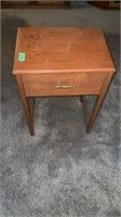 Sewing chest (17.5in x 13in)