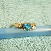 18k Gold Ring Blue Stone