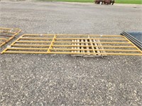 16' Livestock gate with bolts