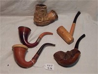 One lot of smoking pipes