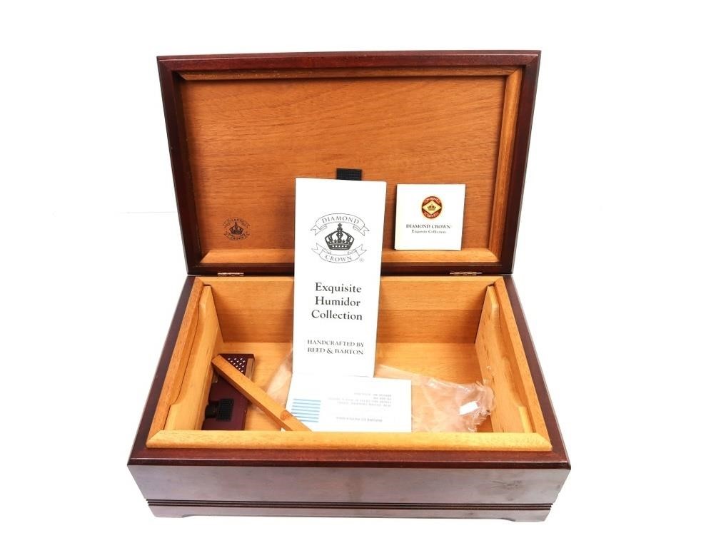 CIGAR HUMIDOR