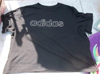 Like New Adidas T-shirt- XL