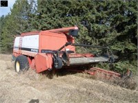 Versatile Transaxial 2000 Series 7 PT combine