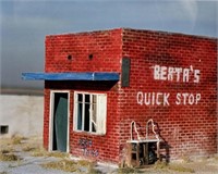2005 TRACEY SNELLING "BERTA'S QUICK STOP" 2/50