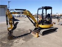 2005 Caterpillar 303CR Hydraulic Excavator