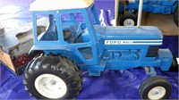 Ford 7700 by Ertl