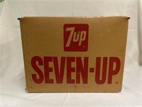 Vintage 7up distribution box