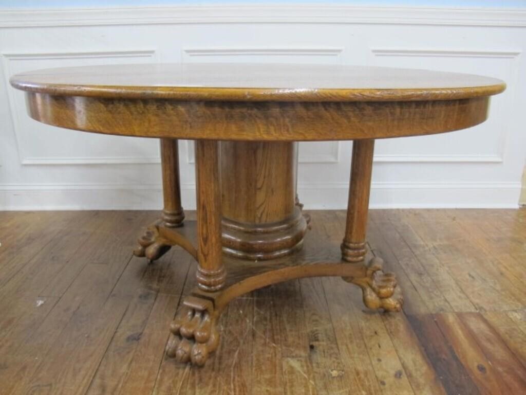 DINING TABLE  ROUND BALL / CLAW. 53W 30H  AMAZING