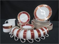 32 PCS ENGLISH BONE CHINA PART DINNER SET