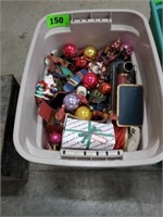 TOTE OF CHRISTMAS DECORATION ITEMS