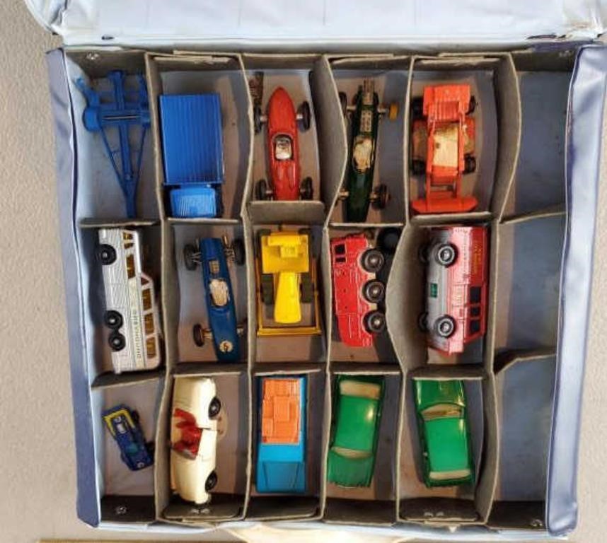 Vintage Matchbox Toy Car Case w/ Cars