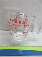 PYREX MEASURING CUP