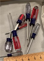 8 Craftsman screwdrivers