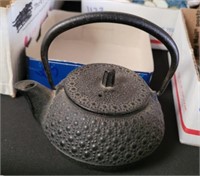 JAPANESE CAST IRON TEA POT