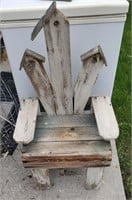 SMALL WOOD CHAIR, DAMAGE