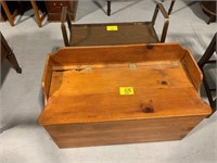 WOODEN TOY CHEST, METAL MEDIA CART