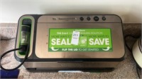 FoodSaver 2-in-1 vacuum sealing system