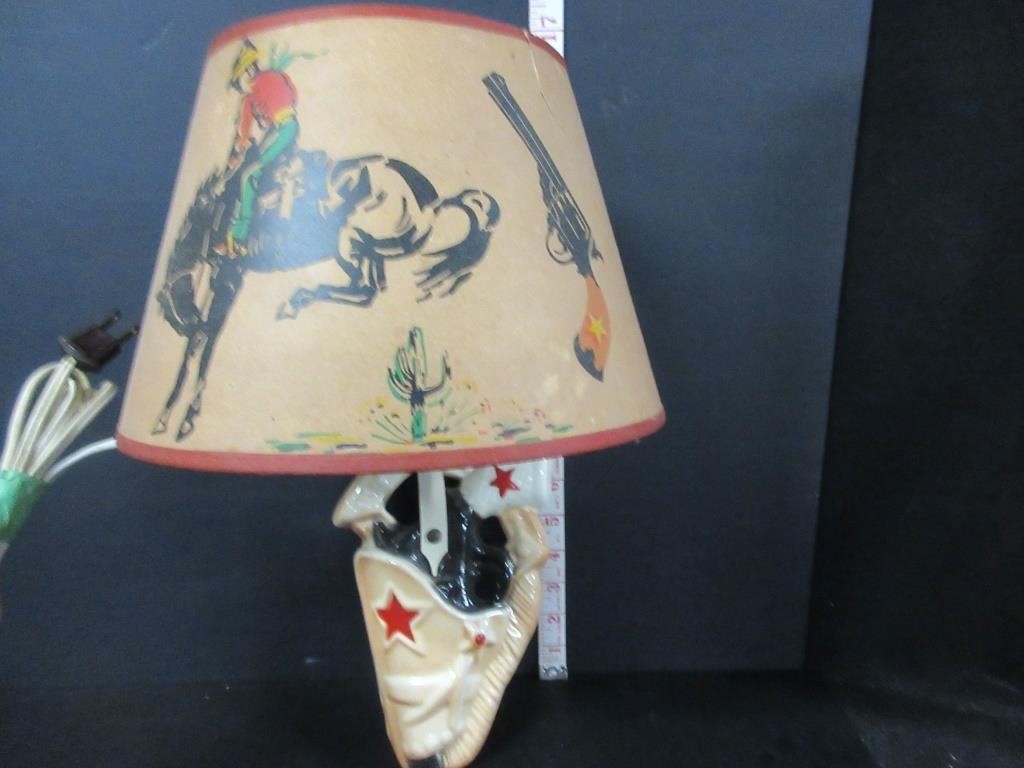 VINTAGE CERAMIC COWBOY WALL MOUNT LAMP