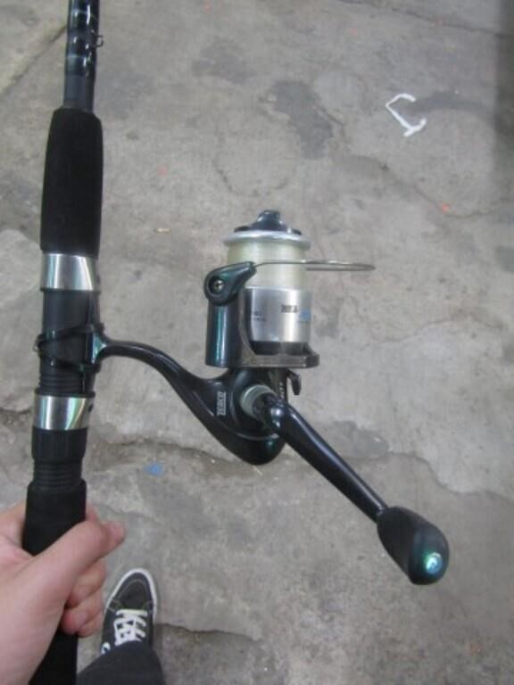 ZEBCO FISHING ROD & REEL