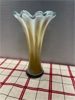 MURANO STYLE STRETCHED FLOWER VASE