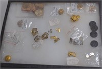 (AB) Case of military buttons and pins