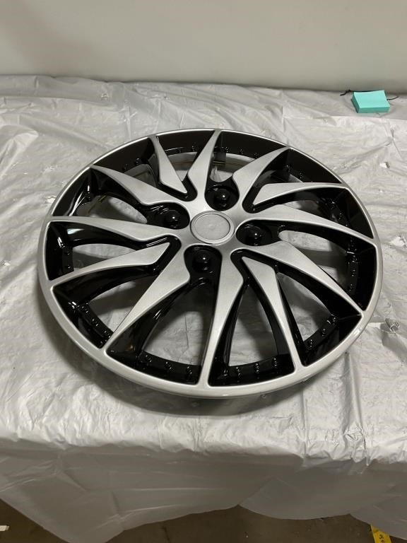 Hubcap wheel cover