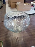 Raised Grapes Bowl