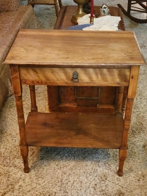 Work Side Table Commode With Lion Head Drawer Pull