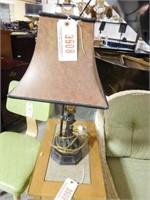 Lot # 3908 - Figural parrot font table lamp with