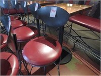 BARSTOOL W/PADDED SEAT