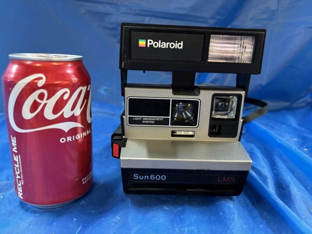 Vintage Polaroid Sun 600 Camera