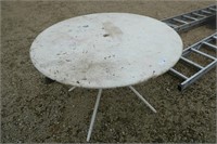 Metal patio table