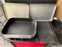 Baking pans two Cuisinart
