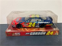 NASCAR JEFF GORDON #24 COLLECTIBLE