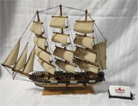 PRIDE OF BALTIMORE II MODEL SHIP