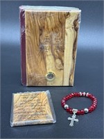 New Bible Olive Wood w/Bracelet and Magnet