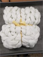 Fat-Knit Decorative White Throw Blanket
