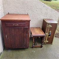 2 wood pieces of furniture and trunk