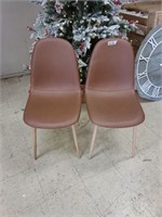 PAIR OF STRAIGHT CHAIRS