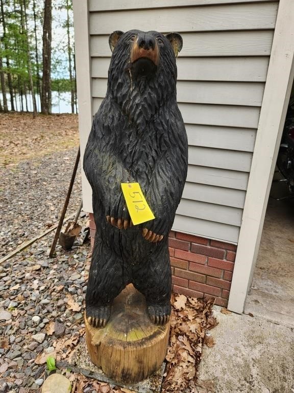 Beautiful carved bear - 58" t